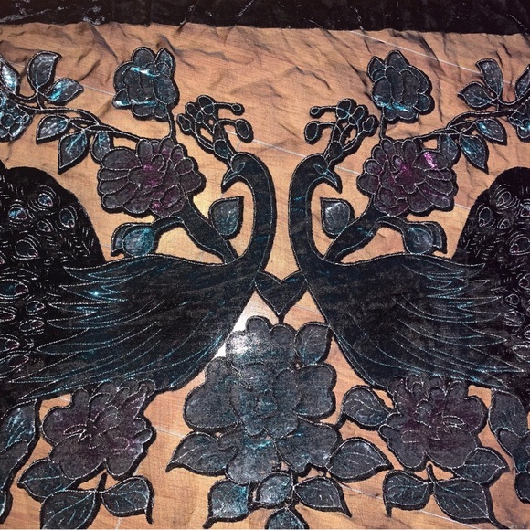 Vintage Women’s Scarf - Picture 2 of 5